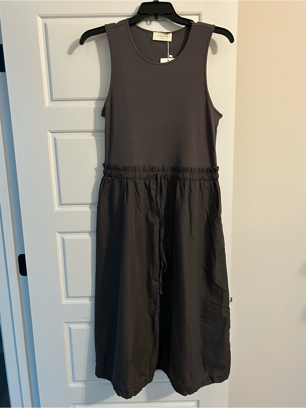 Sleeveless Casual Midi Dress in Charcoal Gray